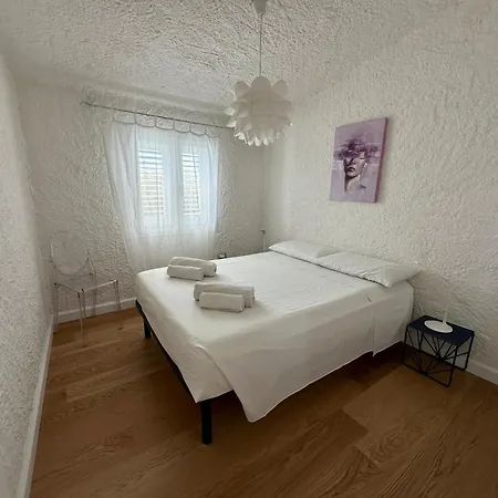 Boutique Art Maria Ferienhaus Olbia