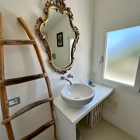 Sea View Boutique Apartment 奧爾比亞